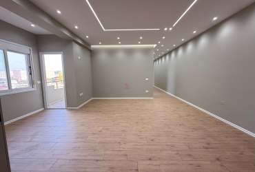 Apartment 2+1 for sale in Lungomare,Vlore