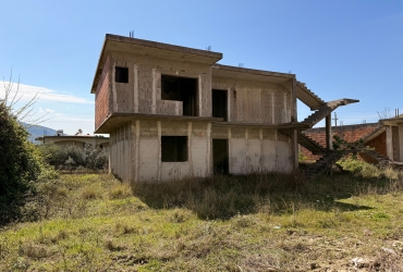 Private House for Sale in Orikum